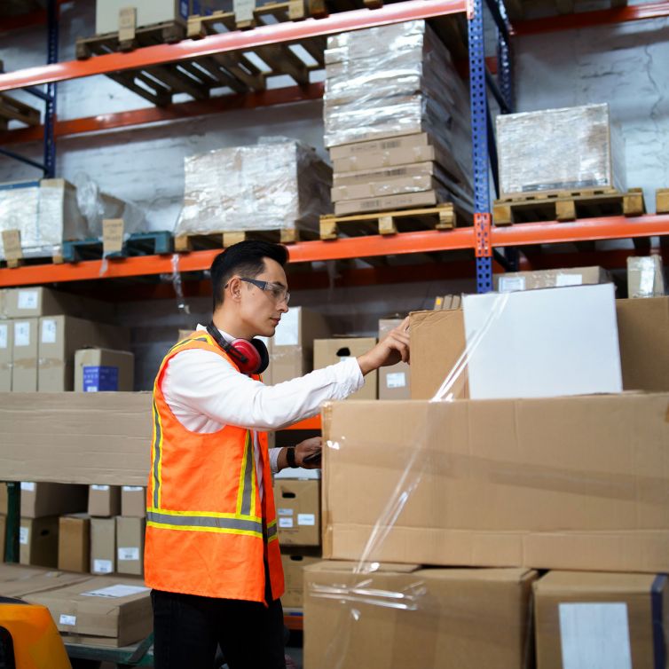 Co-Packing